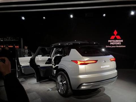 三菱可能要靠它翻身？搭混动系统的越野SUV，颜值有点猛！