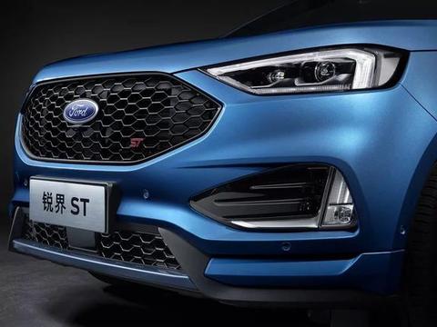 2.7T+8AT+V6，首款国产福特性能车，外形超霸气