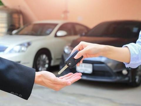 在4S店买车，到底能“砍”多少钱？早知道不吃亏