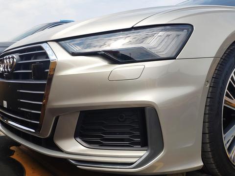 上海车展探馆:一汽奥迪A6L实车