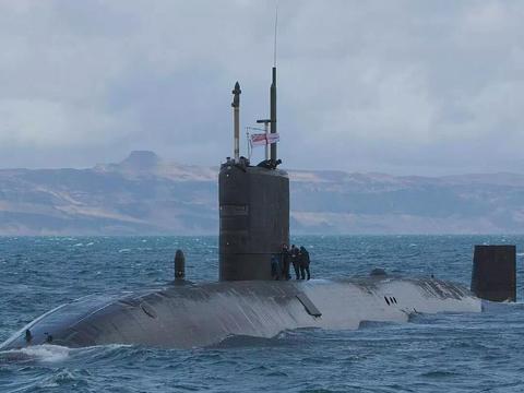 紧急出动，追踪俄潜艇前：英国核潜艇7名水兵吸毒被解职！