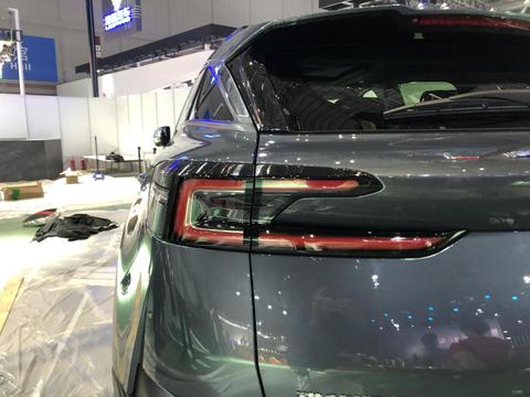 使用全新车标 猎豹Coupe全新SUV展前现身