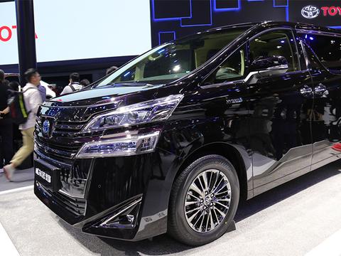 2019上海车展：丰田威尔法双擎国内首秀