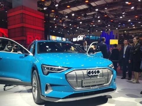 蜘蛛侠座驾上市，70万起步！配电眼后视镜不用烧油