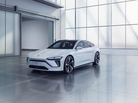 蔚来ET预览版首次亮相上海车展，“一键加电”对外开放