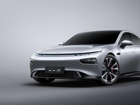 上海车展首日，发布新车后小鹏订单超3000、蔚来股价大跌