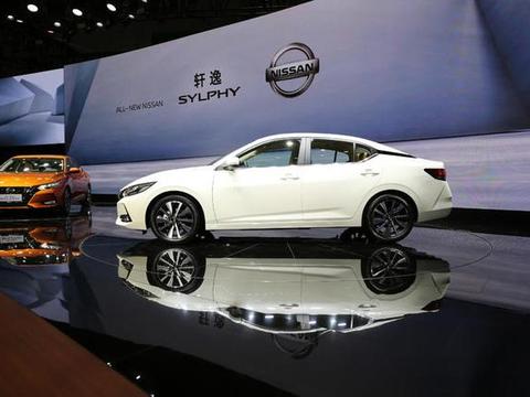 这款历经14代的畅销车型迎来换代，东风日产全新轩逸正式亮相