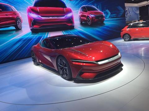 比亚迪E-SSED GT正式亮相 颜值超奔驰CLS 百公里只需2.9S