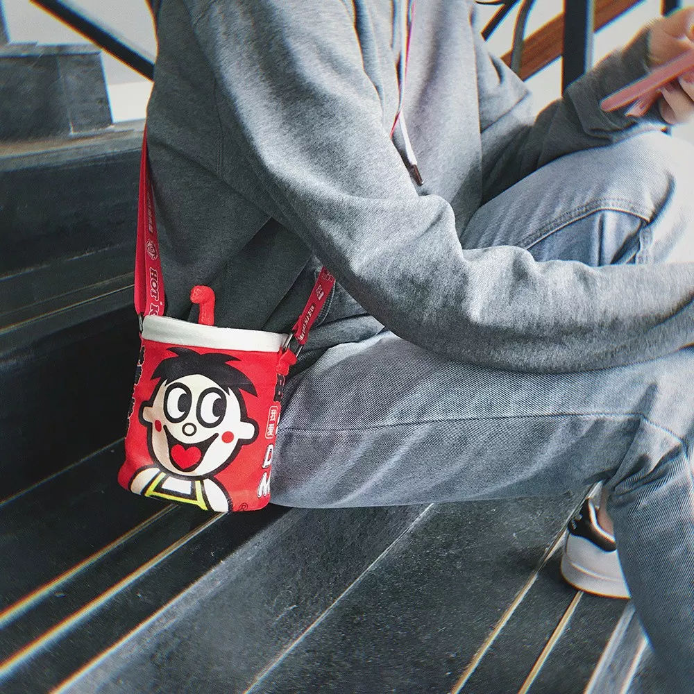 继老干妈之后,2019春夏纽约时装周又来了一个