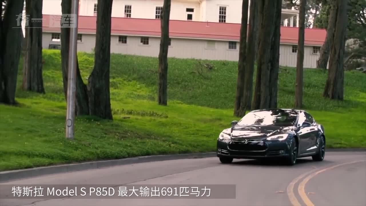 电动车起步没对手？老外开兰博基尼挑战，不到200米就认怂了？