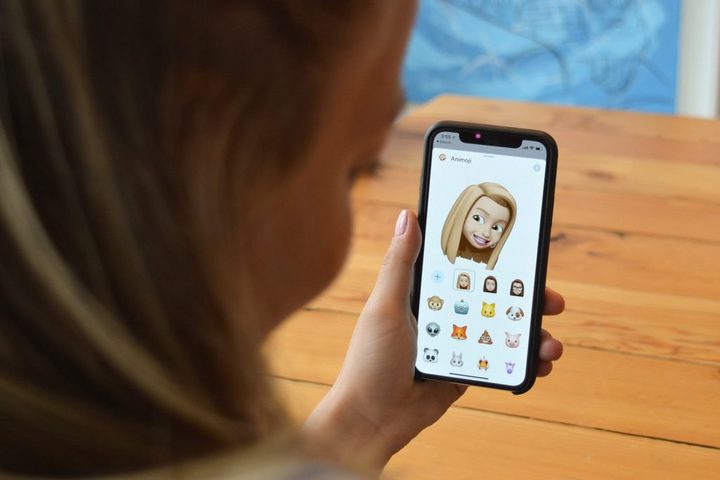 没有 iPhone X 也能玩，一键生成 3D 动画头像的拍视频神器来了