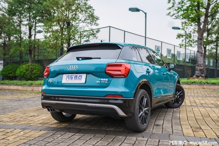 20万买德系豪华SUV，奔驰GLA和奥迪Q2L谁更有个性？