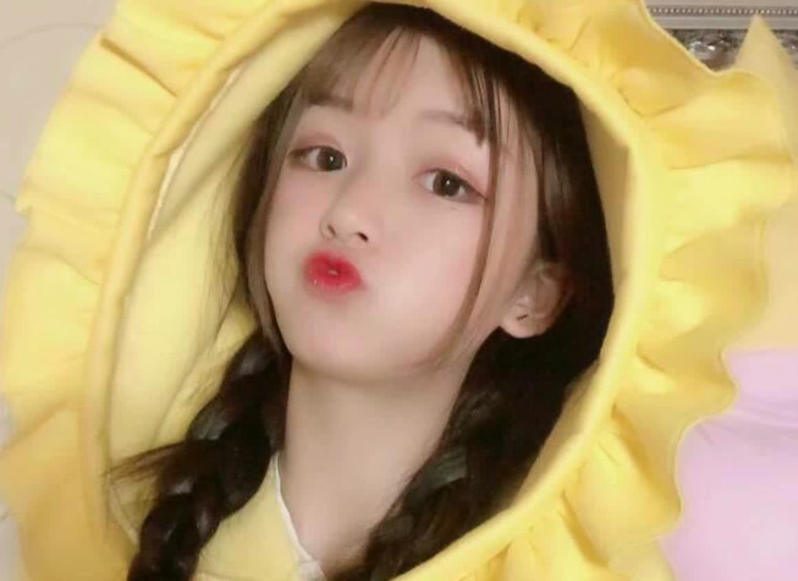 允恩王乐乐亲吻