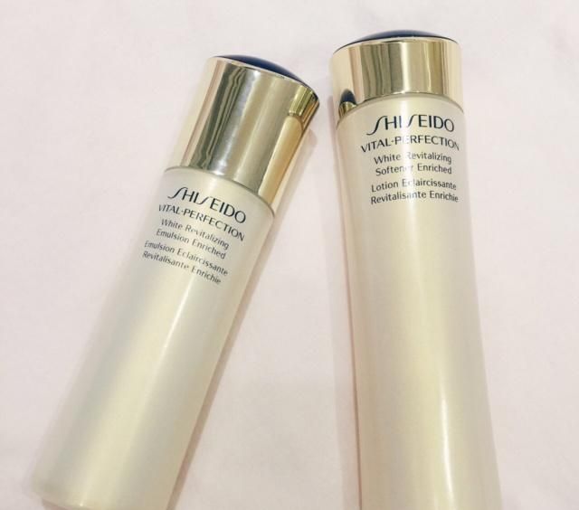 2019年抗老水乳:25用雅诗兰黛,30岁用悦薇,35