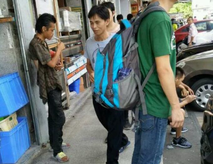 三和大神:26岁负债40万,家里花光所有积蓄,要