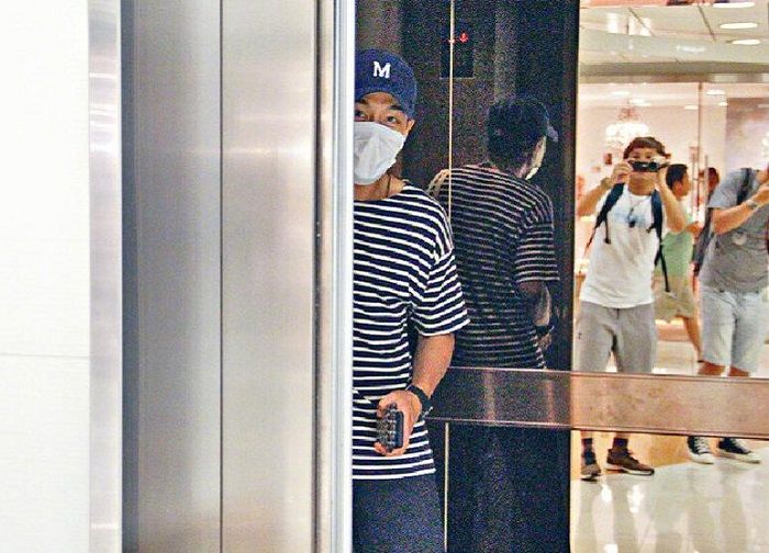 杨幂和刘恺威同是离婚后首次露面,两人的心态