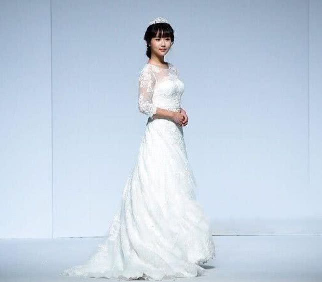 婚纱照未修图_婚纱照原图未修