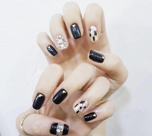 小仙女们的高颜值钻石美甲合集,漂亮的指尖闪闪惹人爱