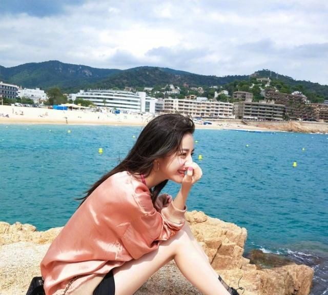 孙红雷和黄渤回应退出《极限挑战》,确定迪丽