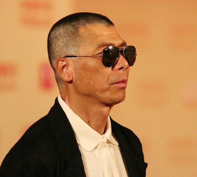 冯小刚 回应,疑似只敢在网上叫嚣,却不敢和崔永