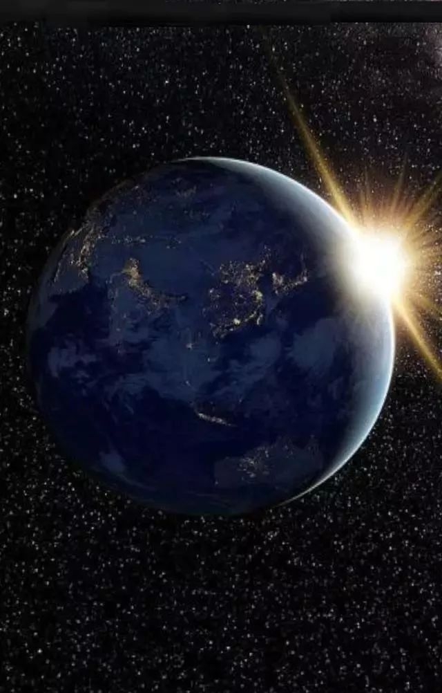 卫星在太空看夜间地球，为什么印度的灯光图面积比中国大?