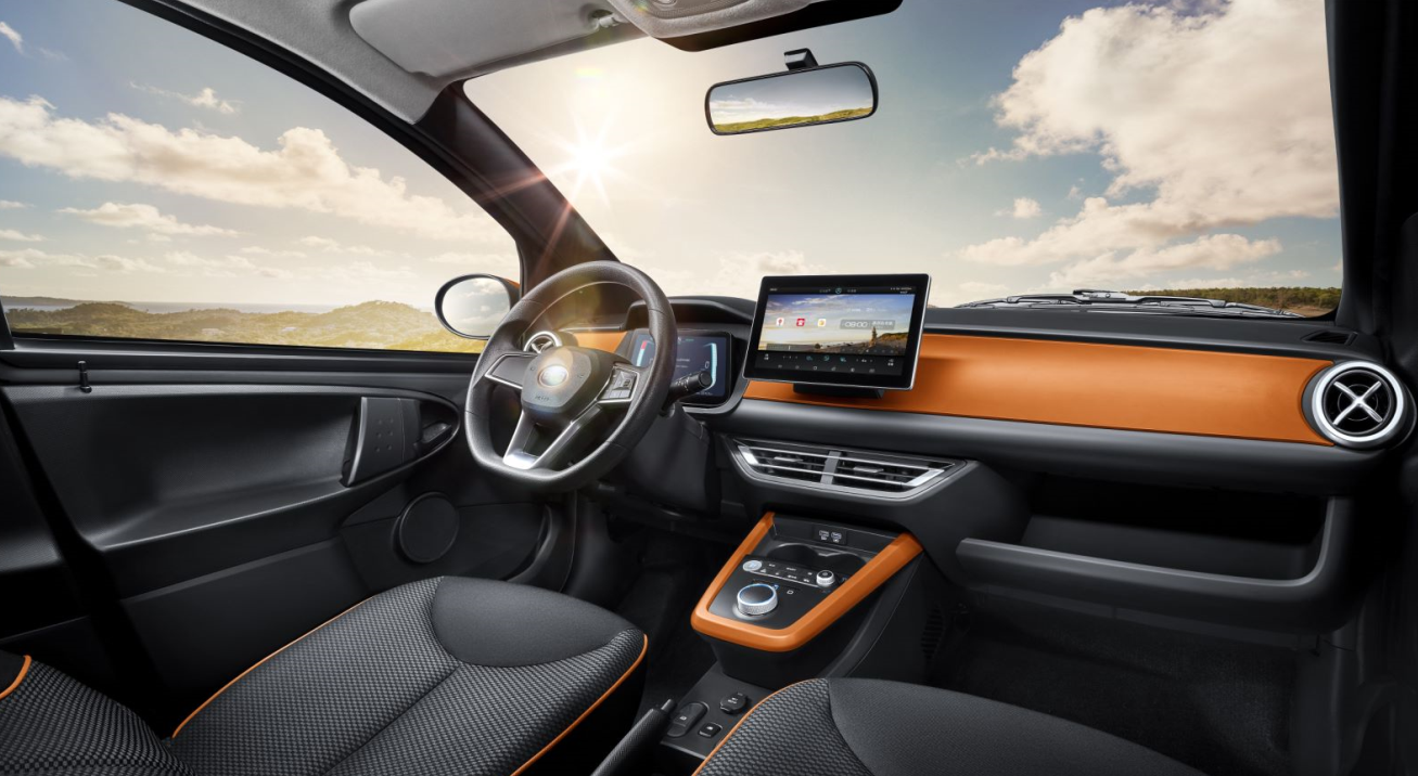 来电先享价5.99万起 比亚迪e系列纯电动e1低碳上市