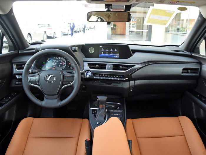 当广汽Acura CDX混动遇上雷克萨斯UX,谁才是你的心头