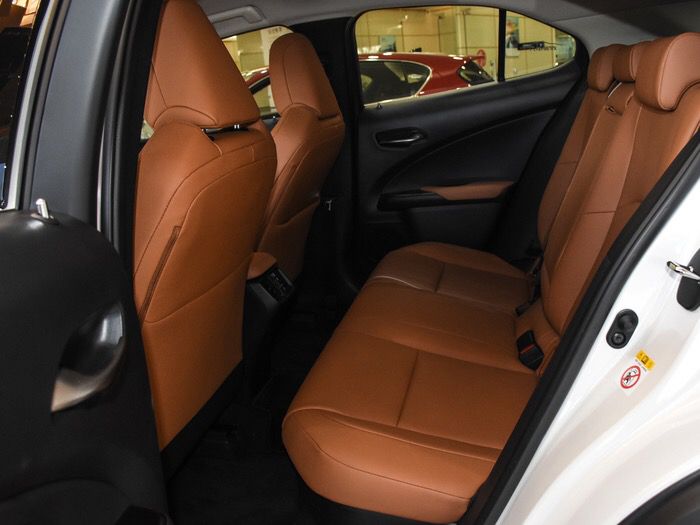当广汽Acura CDX混动遇上雷克萨斯UX,谁才是你的心头