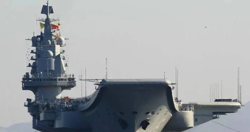 辽宁舰"整容"成功!小窗户换成落地窗,可与美国航母相媲美