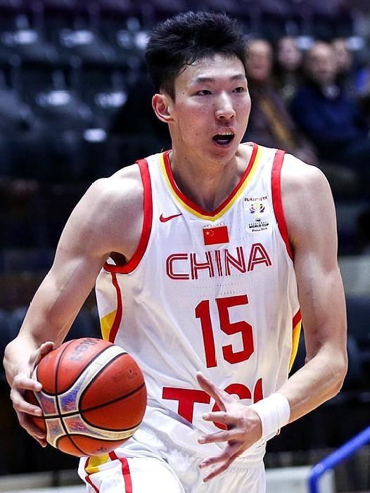 中国男篮十年大赛唯有一胜,世界杯不易须让周