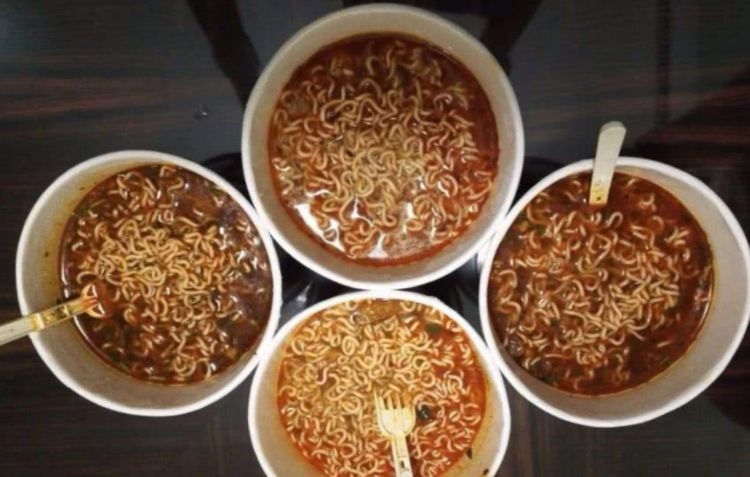 方便面泡多久才好吃?包装袋早已说出答案,网友