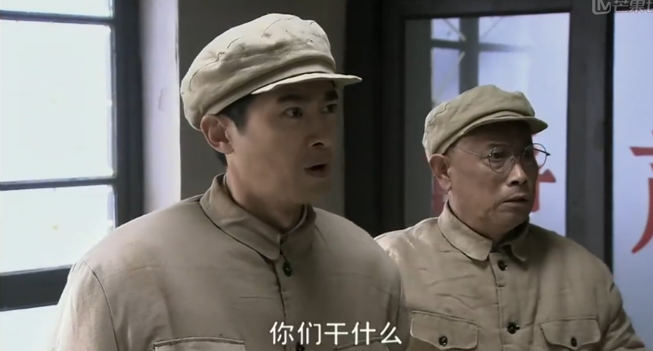 《亮剑》经典桥段赵刚训斥段鹏,老版赵刚威武霸气,新版却像骂娘