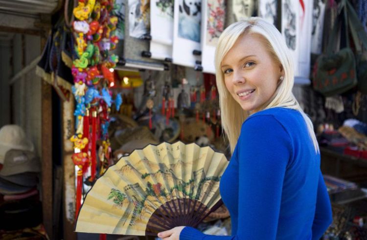 美国人在中国定居什么感受?一位美国姑娘回答