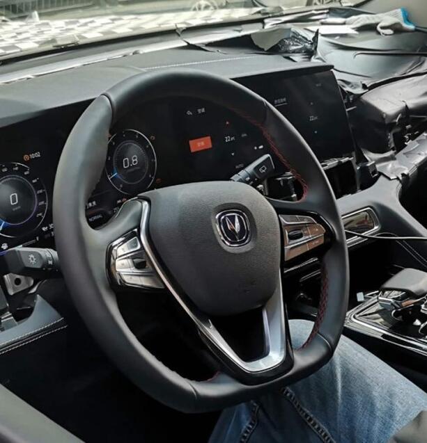 ����CS75 PLUS�����ع⣬"����"���ˣ�ʵ���Ϻ���չ��