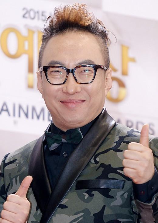 韩国主持暗讽中国,金高银霸气回怼,刘在石:你当