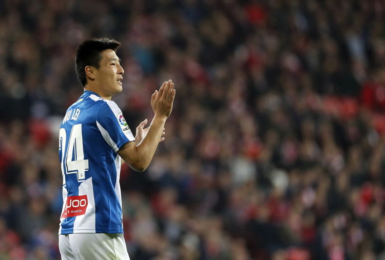 武磊:队友说下次要试试中餐 他们对中超很感兴