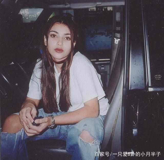 17岁时的金卡戴珊，竟然那么清纯！