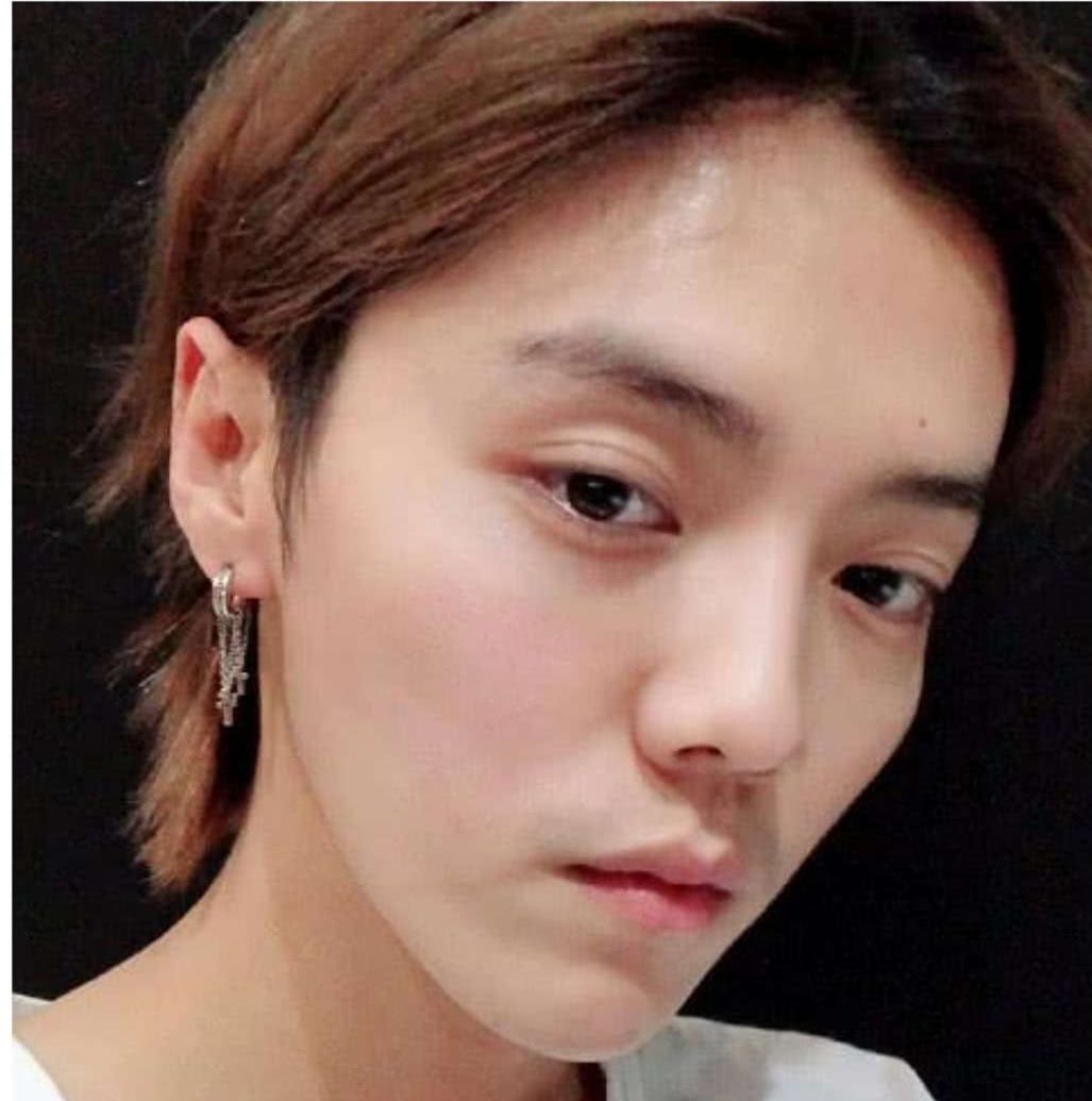 蔡徐坤:我素颜丑,张艺兴吴亦凡:我才丑