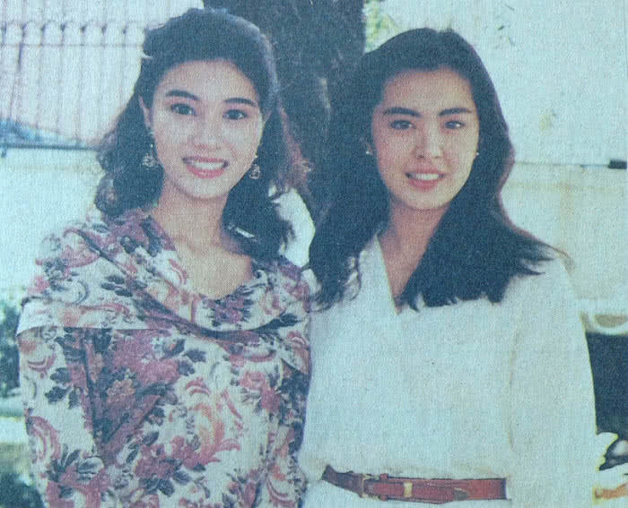 王祖贤李嘉欣早年合照,官博都说从未见过,两人身高抢镜