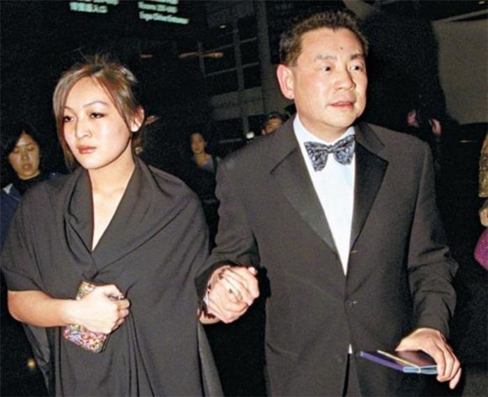 香港最不幸的女富二代：千亿资产未分得一分，今36岁还没嫁出去