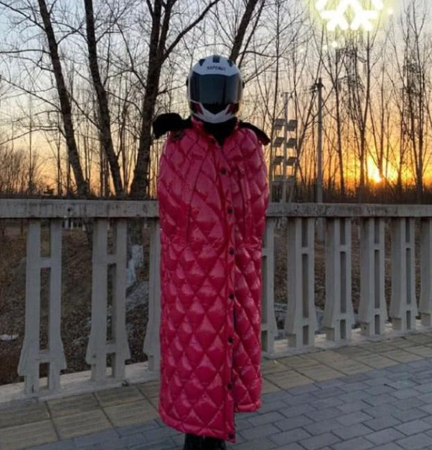 杨紫真敢玩!唱好嗨呦奇丑无比,网友:太有意思