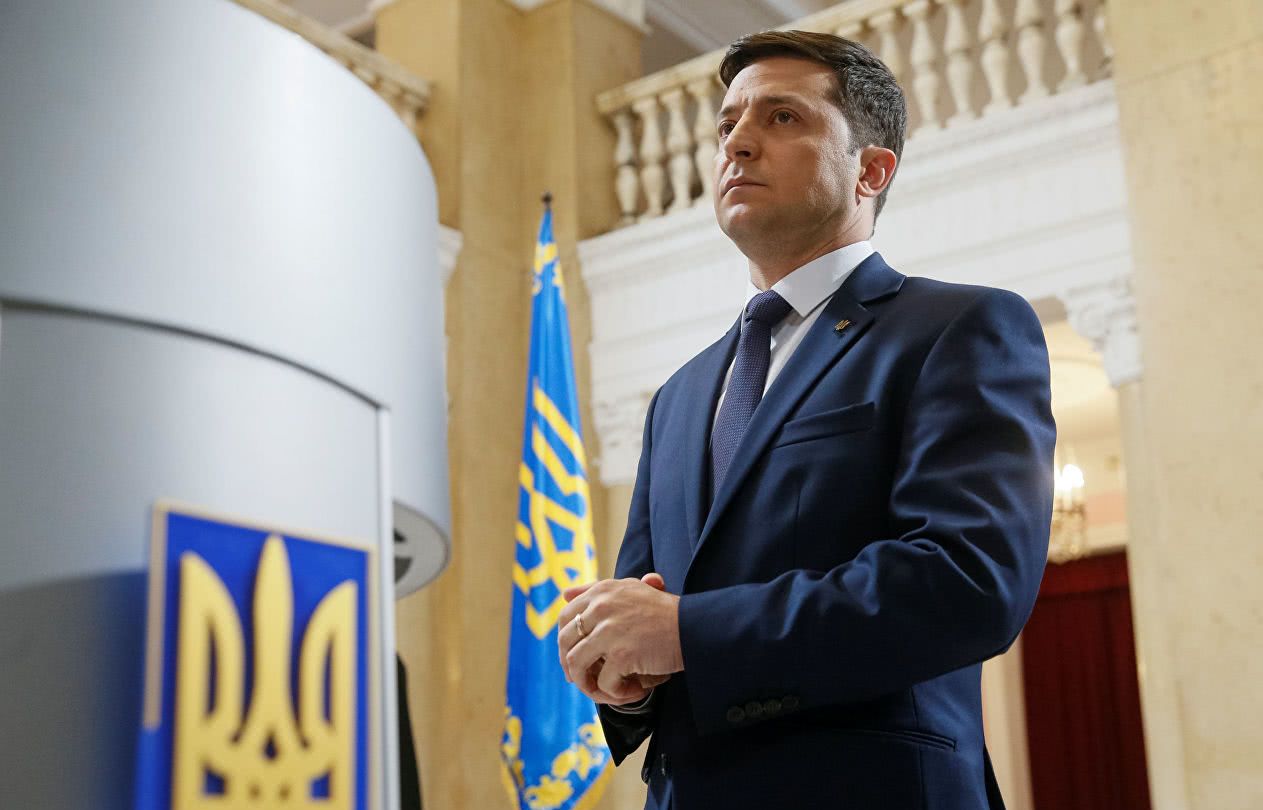 乌克兰总统大选在即,喜剧演员泽连斯基仍然大