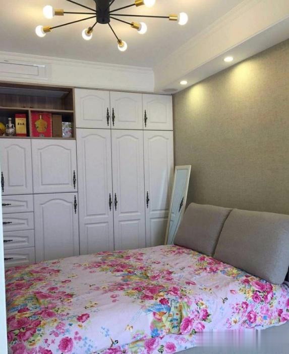 118㎡复式新房，全屋漂亮极了，头次见冰箱“装在”衣柜里，晒晒