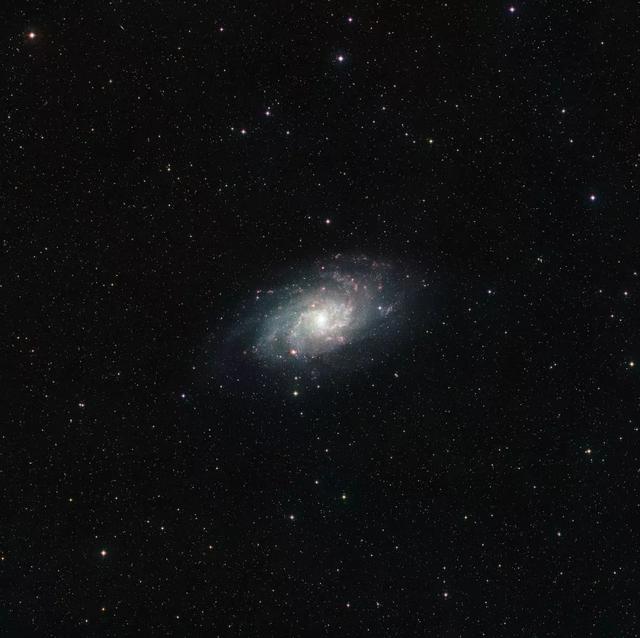 有史以来分辨率最高的三角座星系照片，1000多万颗恒星清晰可辨