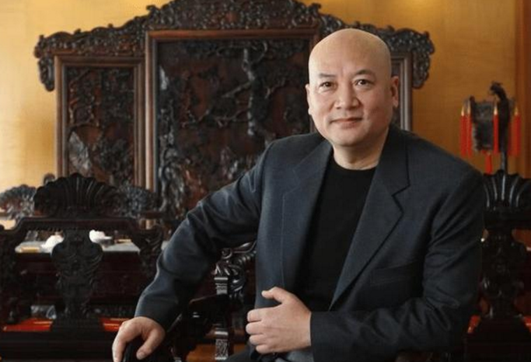 唐僧开宾利728来保养，窗户价值1200多万，仪表比A8还贵