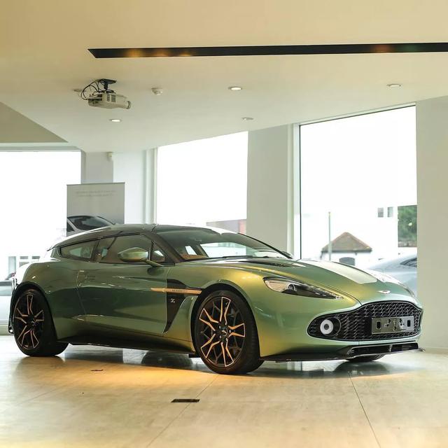全新阿斯顿马丁Zagato猎装版，伦敦橄榄绿这是真美啊