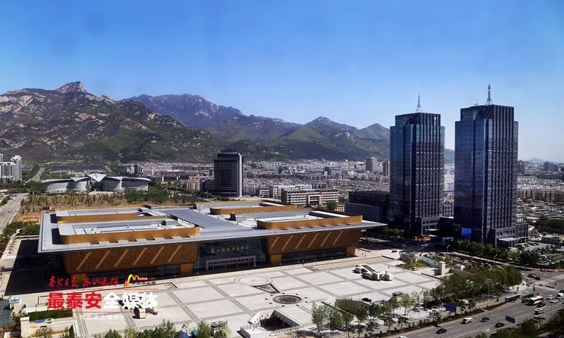 听说,在泰安拍抖音分分钟刷爆100W+!