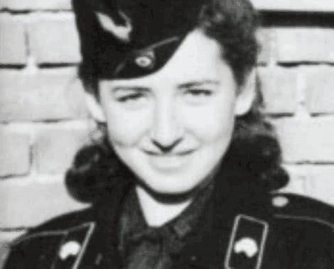 纳粹德国雅利安人的女魔头22岁的艳丽的集中营营长