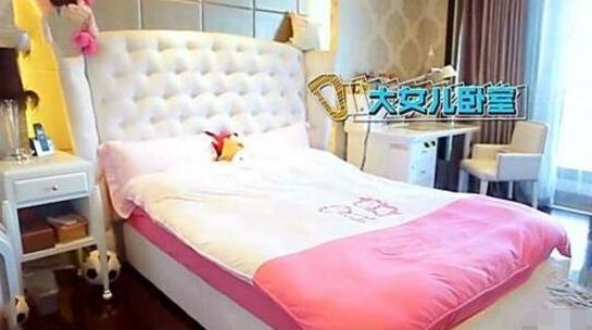 巫启贤北京的豪宅:室内装修花费不少钱,衣帽间堆满名牌服饰