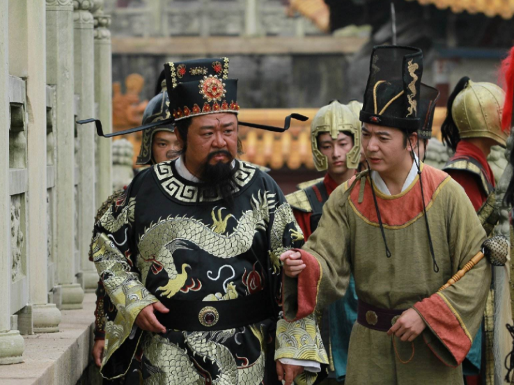 “杠精”包拯怎样变为“包青天”？...